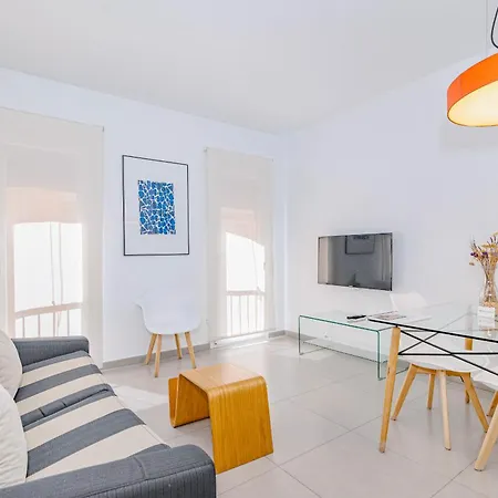 Apartamentos Caballerizas con parking gratuito-2